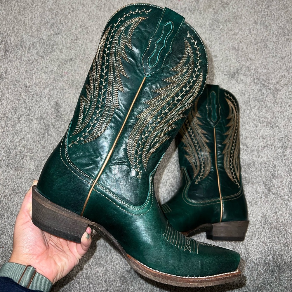 Ariat Tailgate Western Boots in Peacock Blue